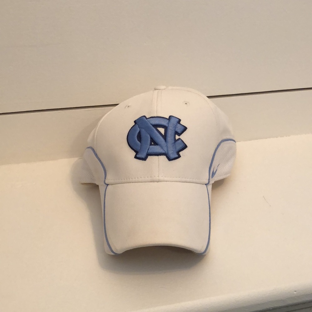 Nike North Carolina Hat - Picture 2 of 6
